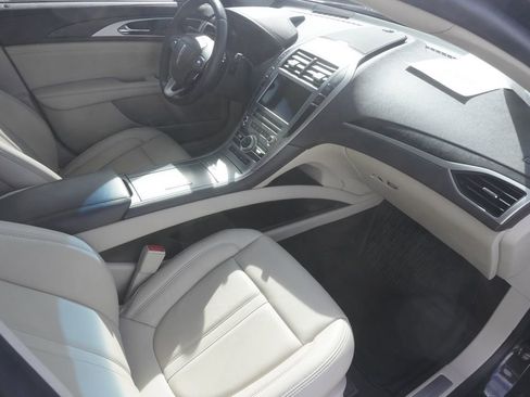 Used 2019 Lincoln MKZ Reserve w/ Reserve Plus Package image 22