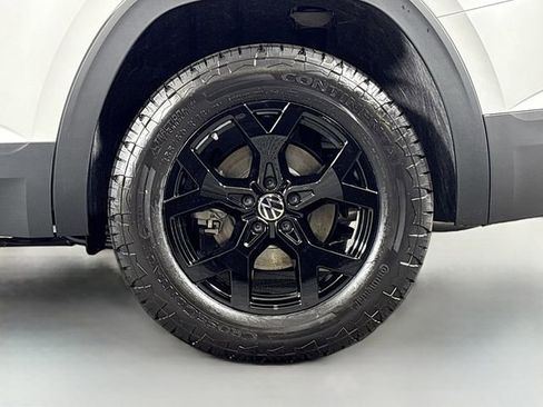 New 2026 Volkswagen Atlas Peak Edition AWD/4WD image 33