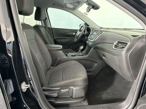 Used 2022 Chevrolet Equinox LT FWD image 24