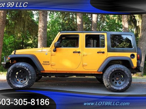 Used 2012 Jeep Wrangler Unlimited Sport AWD/4WD image 33