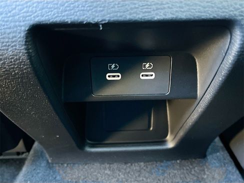 New 2026 Mitsubishi Outlander SE image 27