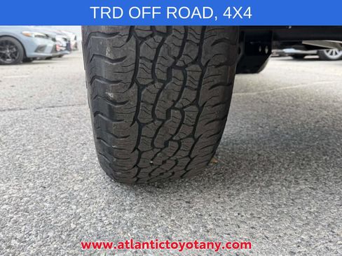 Certified 2024 Toyota Tacoma TRD Off-Road AWD/4WD image 36