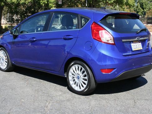 Used 2014 Ford Fiesta Titanium FWD image 7