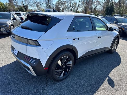 New 2026 Hyundai Ioniq 5 SE RWD image 7