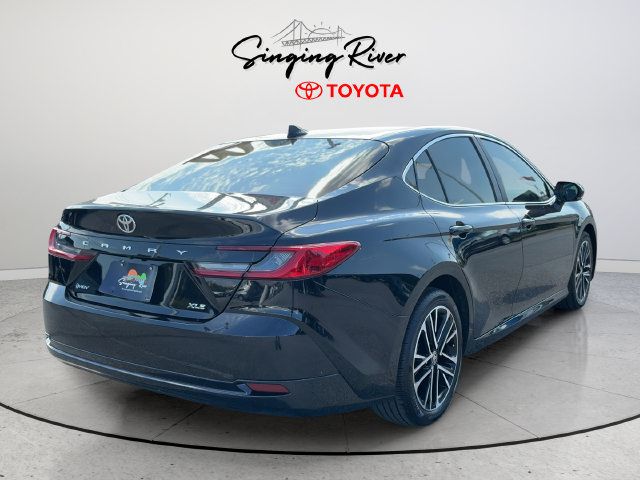 Used 2026 Toyota Camry XLE FWD image 7