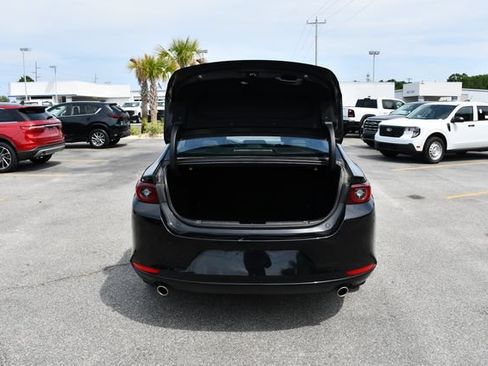Used 2025 MAZDA MAZDA3 s FWD image 18