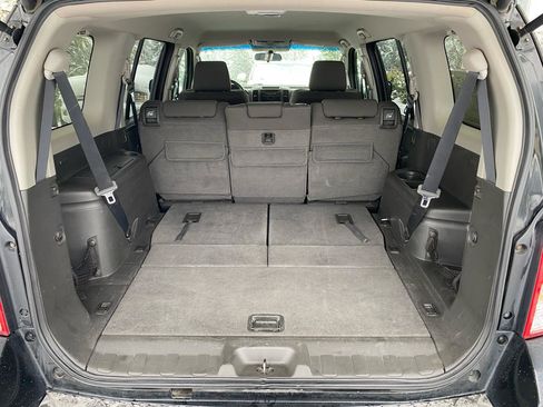 Used 2009 Nissan Pathfinder S RWD image 27