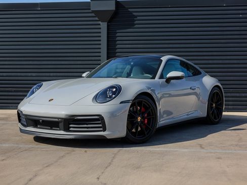 Certified 2023 Porsche 911 Carrera 4S image 1