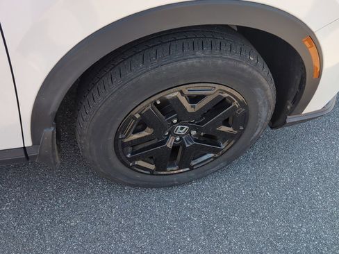 Used 2023 Honda CR-V LX image 8