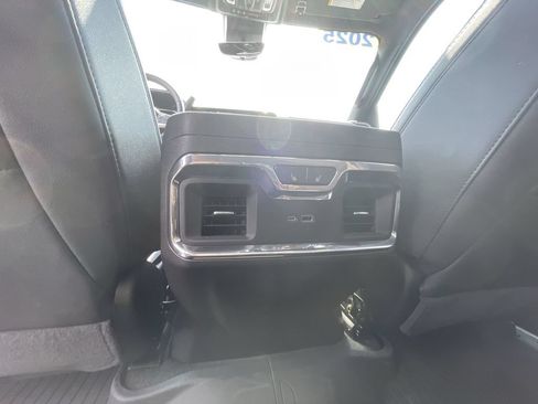 Certified 2025 Chevrolet Silverado 2500 High Country w/ High Country Premium Package AWD/4WD image 22