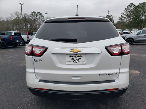 Used 2016 Chevrolet Traverse LT image 8