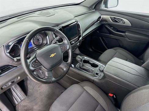 Used 2023 Chevrolet Traverse LT AWD/4WD image 4
