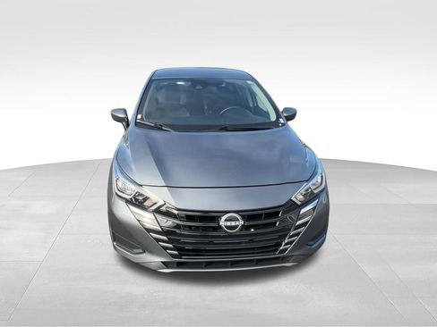 Used 2024 Nissan Versa SV FWD image 3