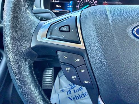 Used 2019 Ford Edge SEL w/ Equipment Group 201A image 19