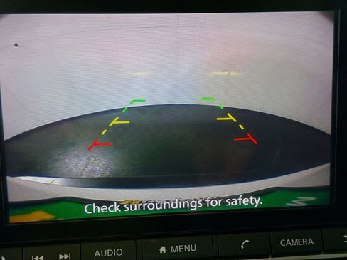 Used 2022 Nissan Rogue S image 19