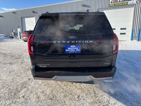 Certified 2025 Ford Expedition Max Platinum image 7