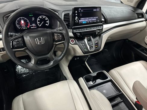 Used 2026 Honda Odyssey EX-L image 12