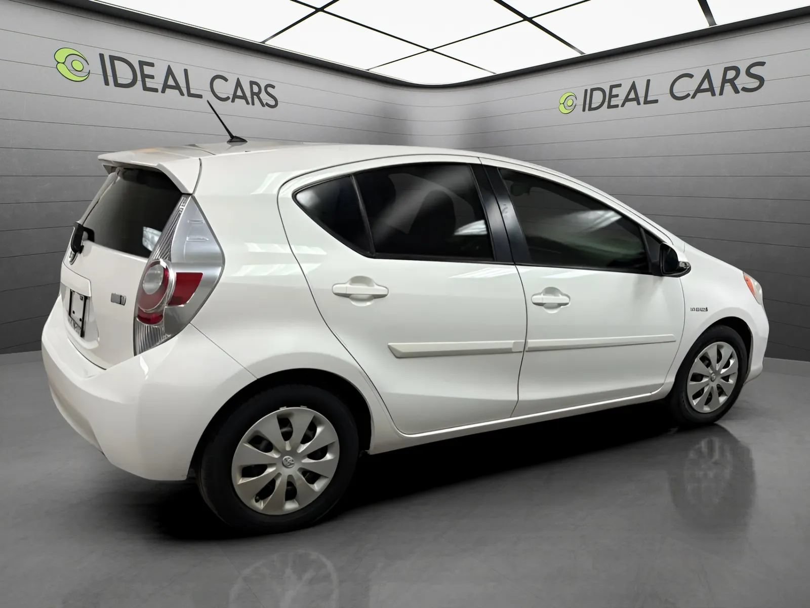 Used 2013 Toyota Prius C Two FWD image 5