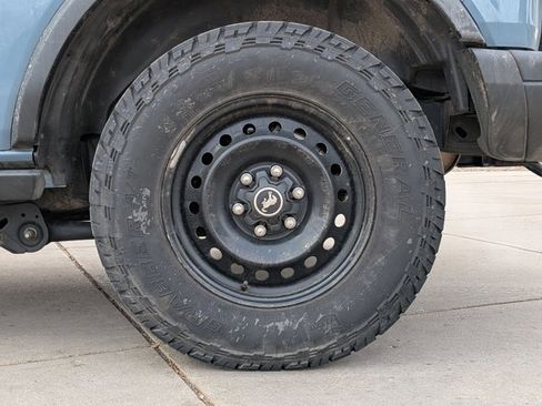 Used 2021 Ford Bronco Black Diamond image 9