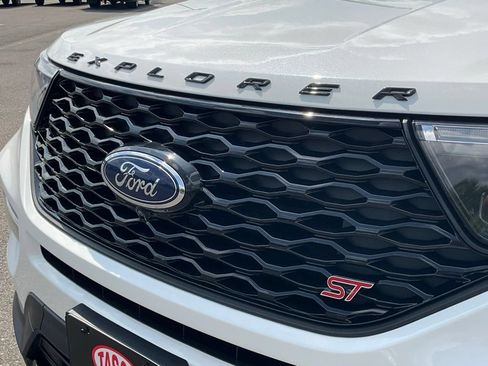 Used 2020 Ford Explorer ST w/ Premium Technology Package AWD/4WD image 24