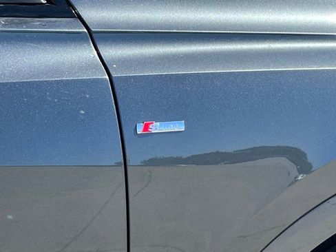 Used 2023 Audi Q8 Premium Plus w/ Premium Plus Package image 10