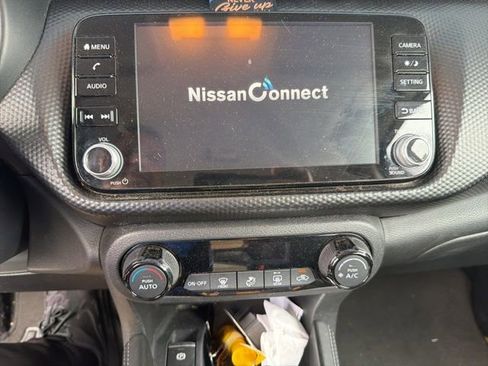 Used 2021 Nissan Kicks SV FWD image 7
