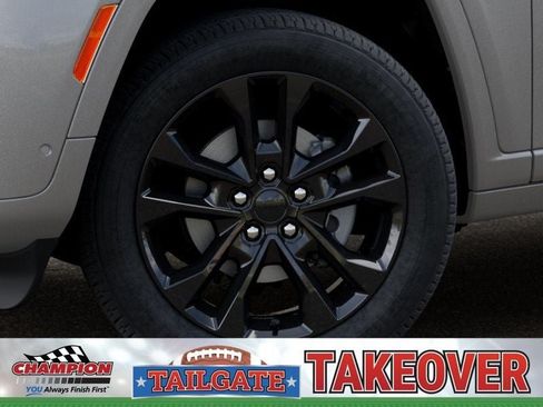 New 2026 Jeep Grand Cherokee Limited AWD/4WD image 8