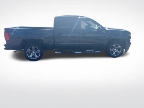 Used 2017 Chevrolet Silverado 1500 LT w/ All Star Edition image 18