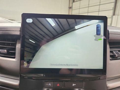 Used 2024 Ford Expedition Max XLT image 30