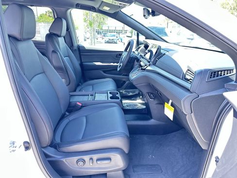 New 2026 Honda Odyssey Sport-L image 17