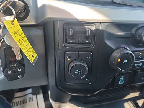 Used 2023 Ford F550 4x4 Crew Cab Super Duty image 36