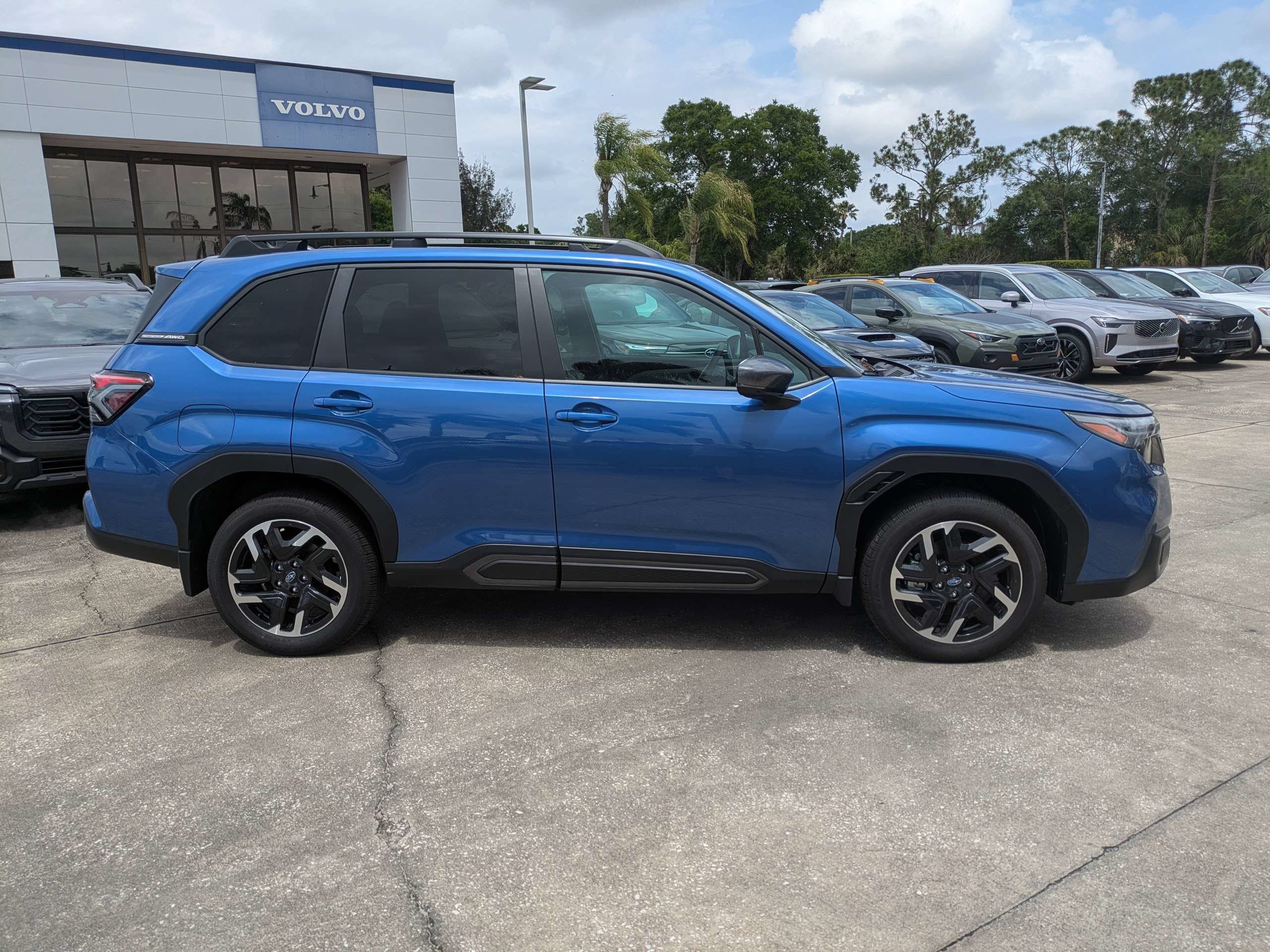 Used 2026 Subaru Forester Limited w/ Limited Package AWD/4WD image 3