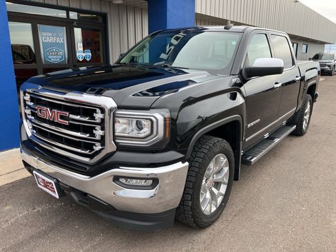 Used 2018 GMC Sierra 1500 SLT w/ SLT Premium Package image 4