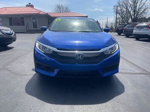 Used 2018 Honda Civic EX image 8