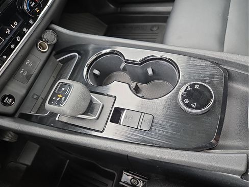 Used 2024 Nissan Rogue SL w/ SL Premium Package image 25