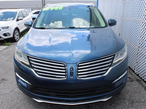 Used 2018 Lincoln MKC Premiere FWD image 3