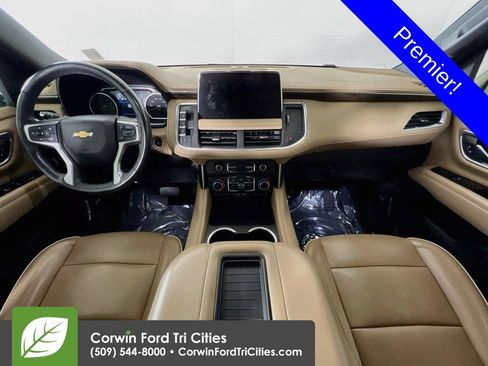 Used 2021 Chevrolet Suburban Premier AWD/4WD image 7