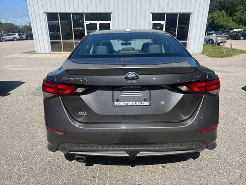 Used 2021 Nissan Sentra SR FWD image 8