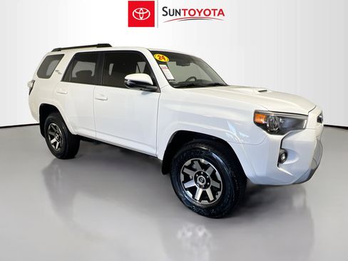 Used 2024 Toyota 4Runner TRD Off-Road Premium w/ Moonroof Package AWD/4WD image 1