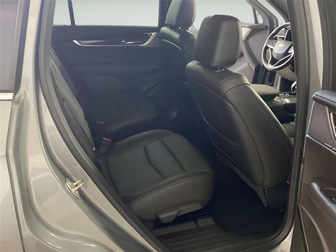 Used 2024 Cadillac XT6 Premium Luxury AWD/4WD image 28