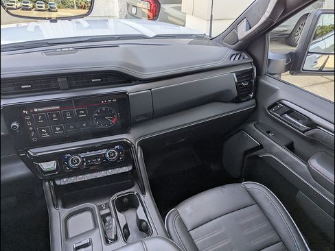 Used 2026 GMC Sierra 2500 AT4X AWD/4WD image 29
