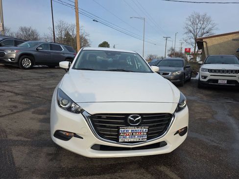 Used 2017 MAZDA MAZDA3 Touring image 1