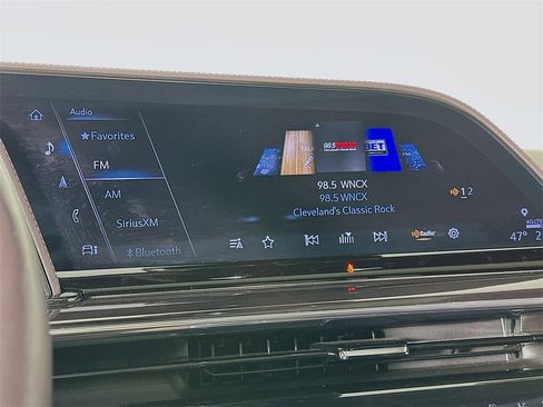 Used 2023 Cadillac Escalade Premium Luxury Platinum w/ LPO, Floor Liner Package image 18