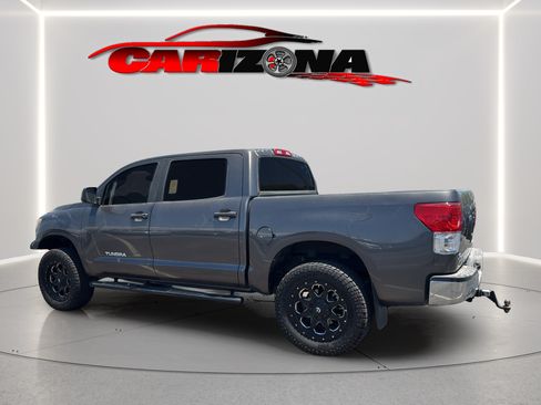 Used 2012 Toyota Tundra 4x4 CrewMax w/ Tow Pkg image 11