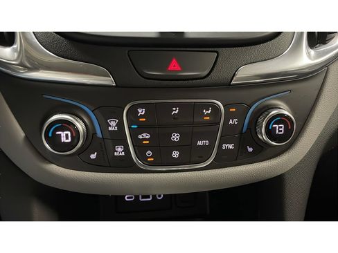 Used 2019 Chevrolet Equinox LT FWD image 13