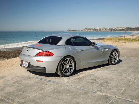 Used 2013 BMW Z4 sDrive28i RWD image 5