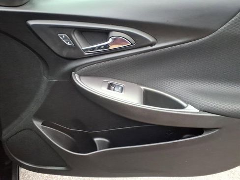 Used 2024 Chevrolet Malibu LS image 24