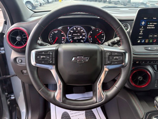 Used 2025 Chevrolet Blazer RS FWD image 15