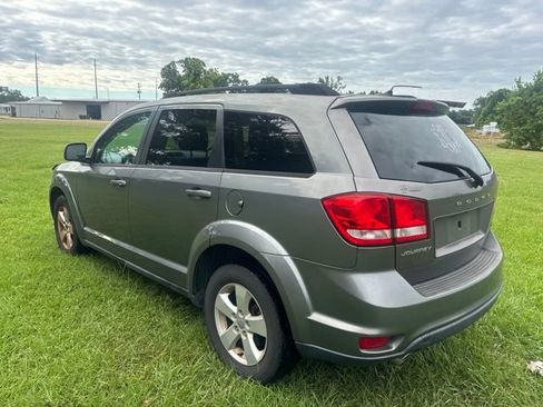 Used 2012 Dodge Journey SXT w/ Flexible Seating Group FWD image 10