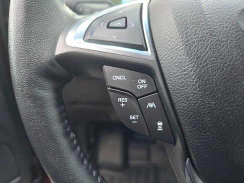 Used 2020 Ford Edge Titanium w/ Equipment Group 301A image 25